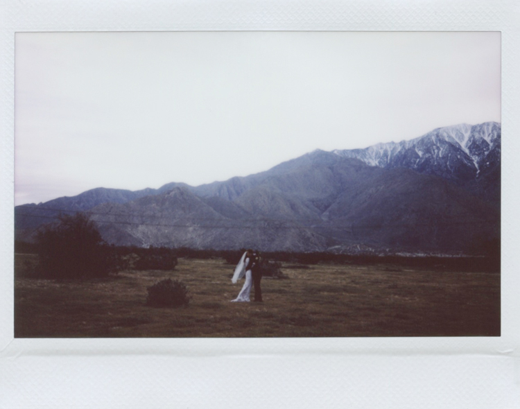 outdoor wedding ceremony in palm springs photography 