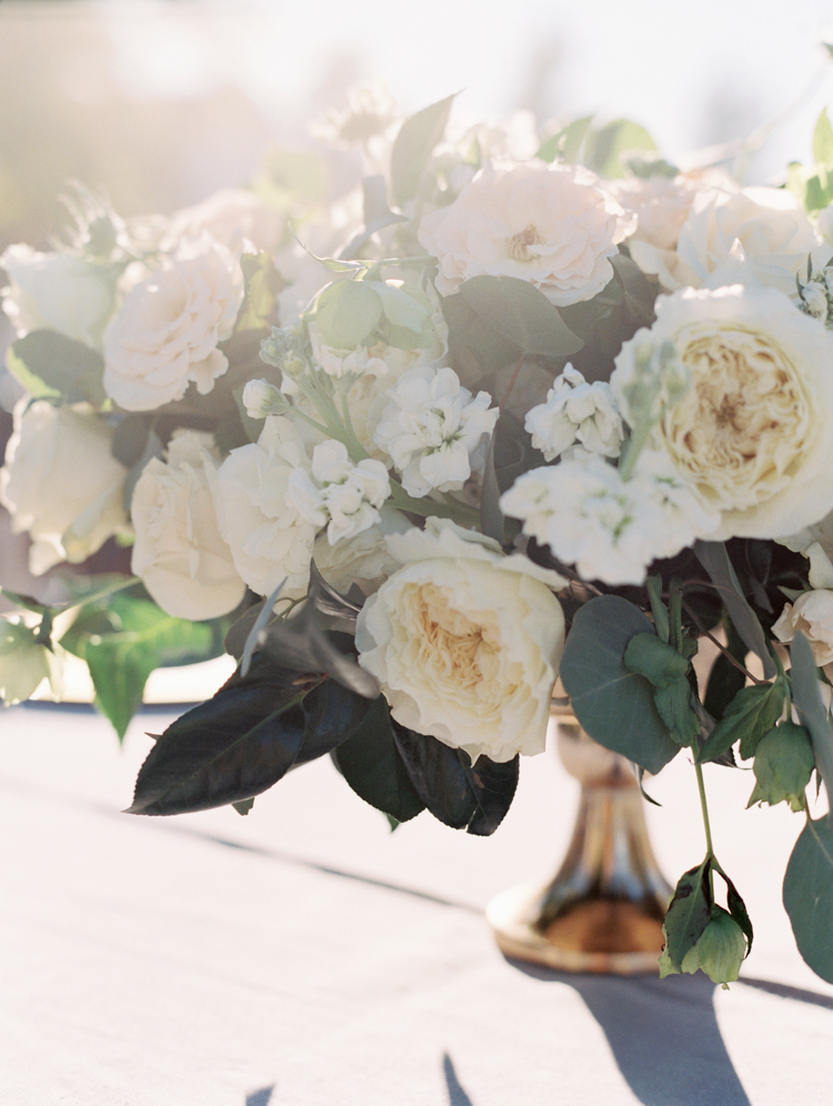 soft and romantic floral wedding decorations