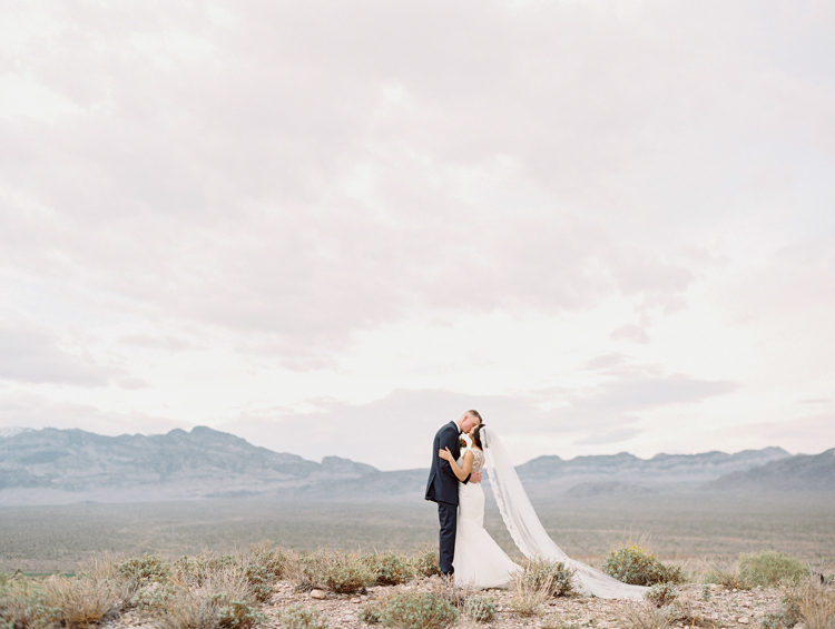 fine art las vegas wedding photographers