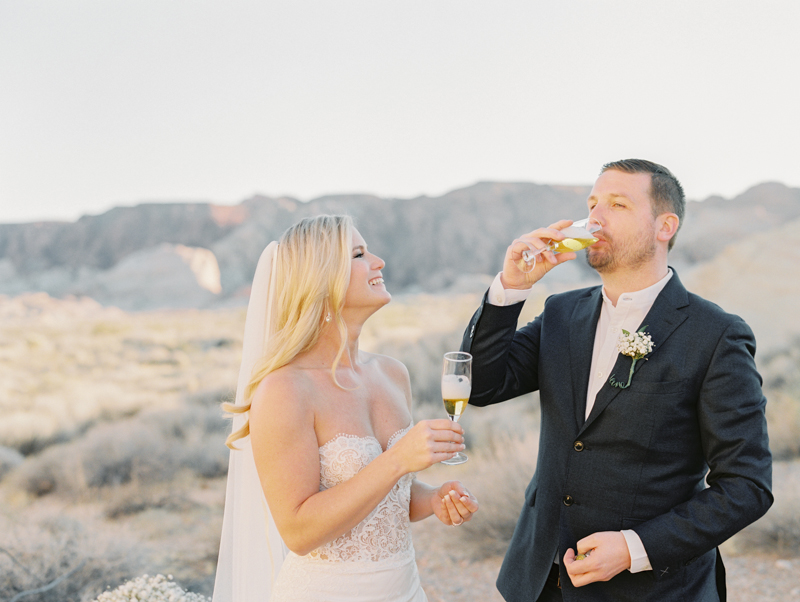 valley of fire gold ridge elopement