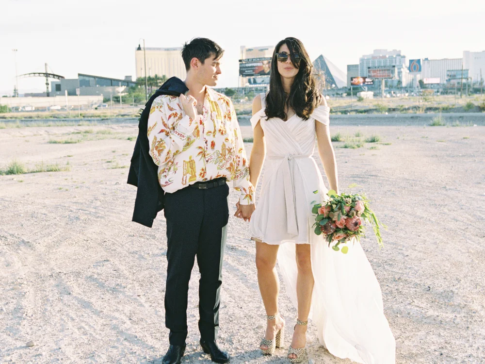 modern las vegas elopement