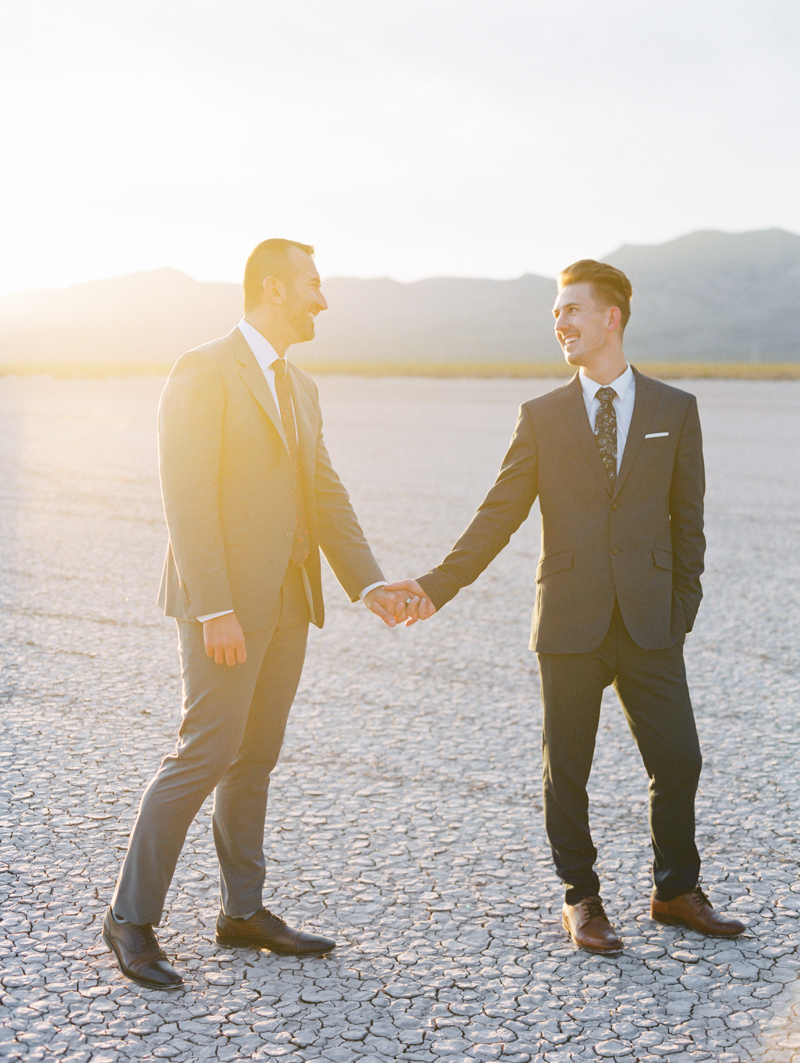 dry lake bed las vegas elopement