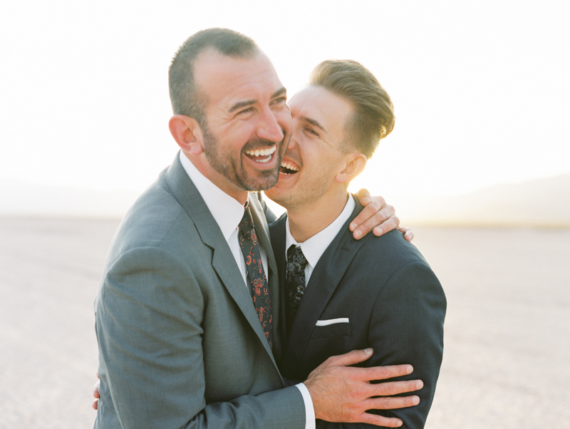 dry lake bed las vegas elopement