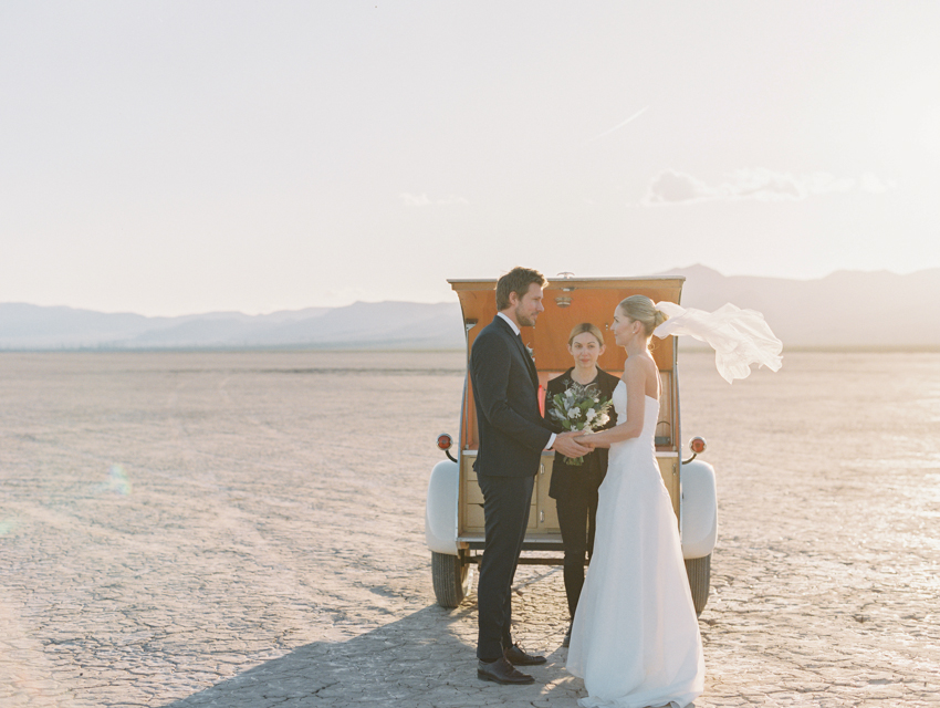 las vegas pop up wedding