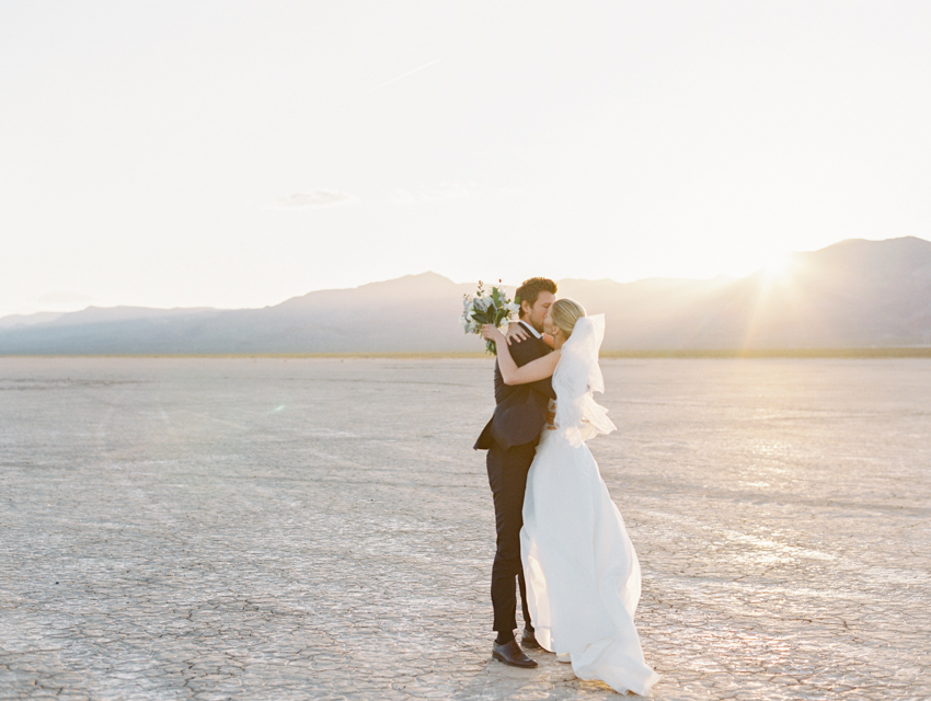 las vegas desert wedding photography