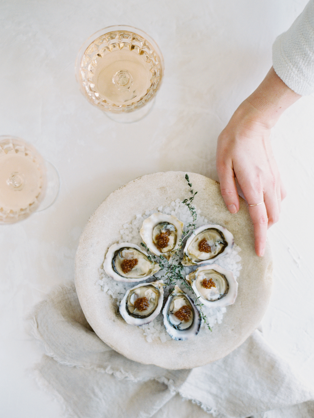 raw oyster bar wedding cocktail hour