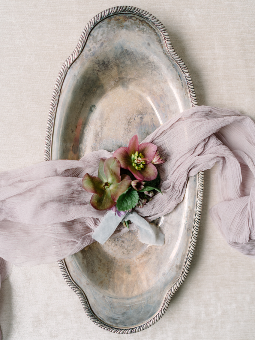 hellebore boutonniere 