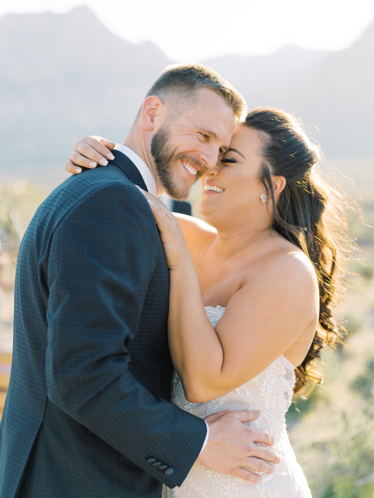 red rock canyon overlook elopement