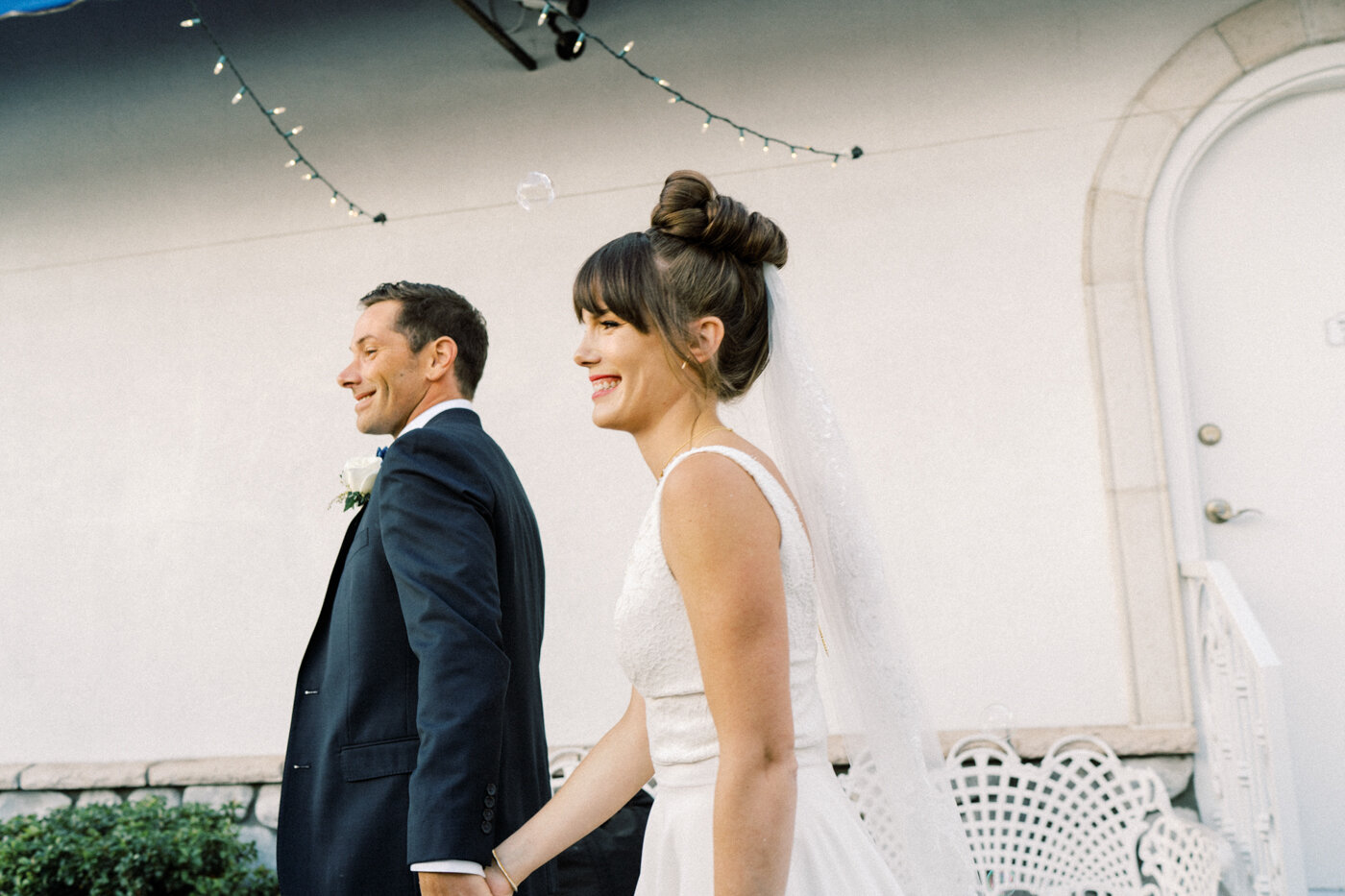 Graceland Wedding Chapel elopement