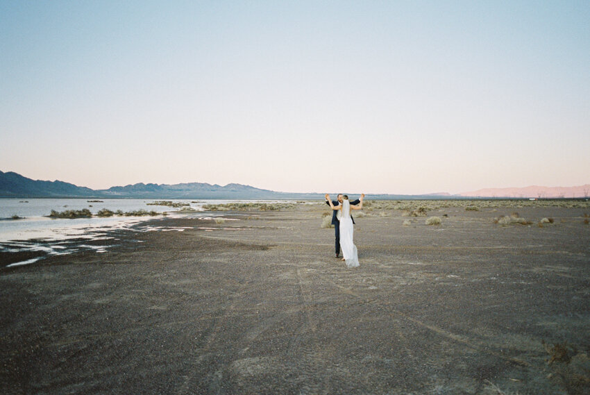 dry lake bed las vegas wedding