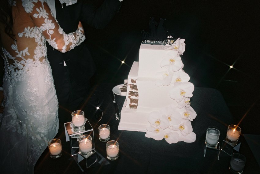 caked las vegas wedding cake