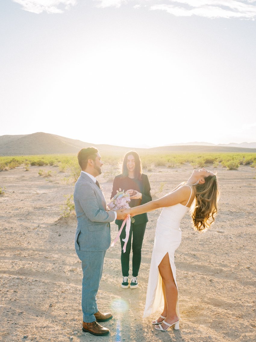 flora pop desert elopement