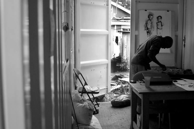 Emmanuel Lwanga in his studio, HIP Uganda residency at 32° East