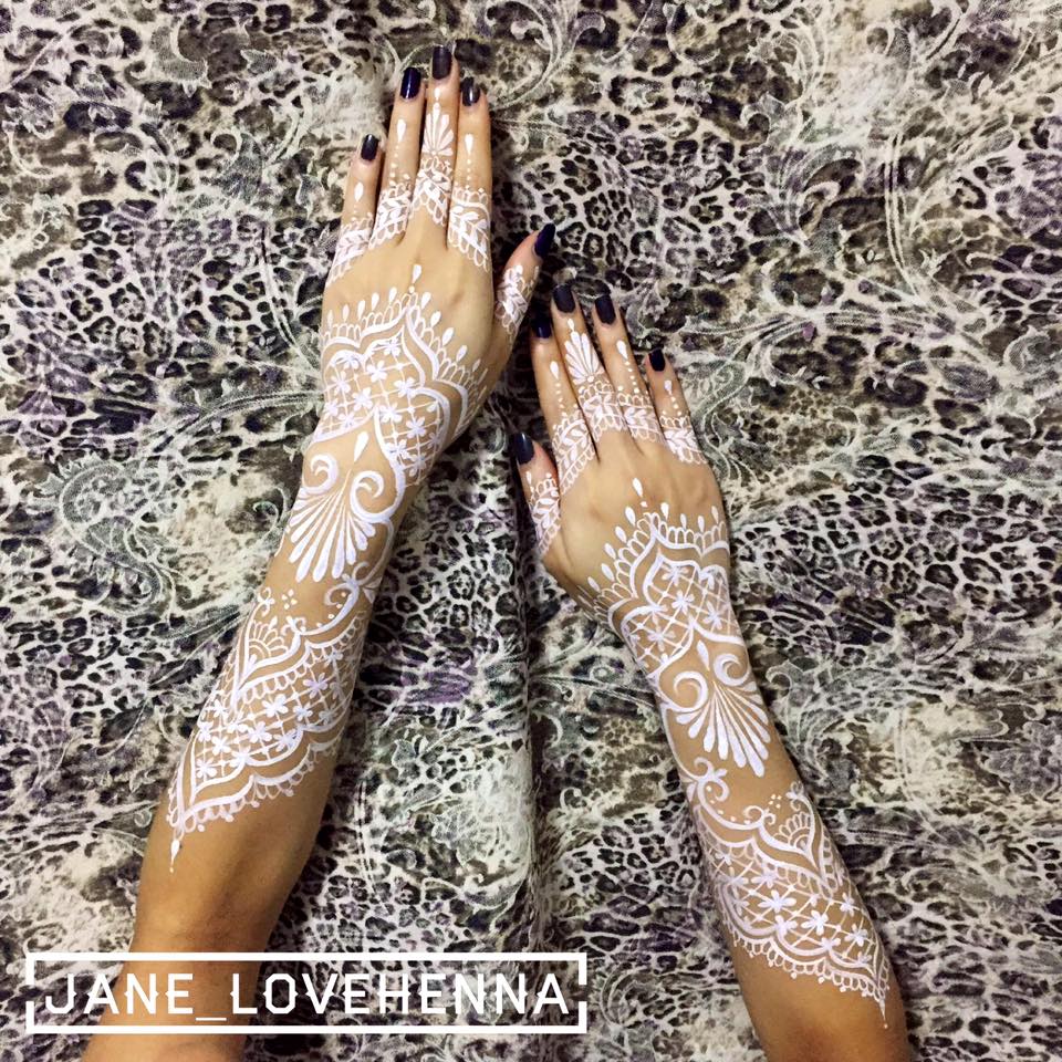 Jane_lovehenna 呢期興紋身貼紙?小編更鍾意喺身上畫 “henna”!由檔主親自設計,既獨特又有民族風味!