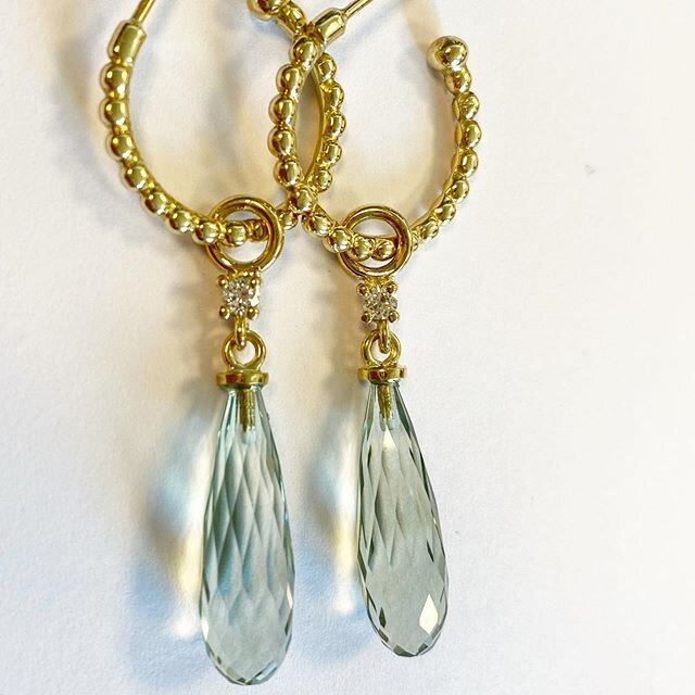 Blikkfang🙌🏼 #prasiolite #diamonds #yellowgold #earrings #handmade #handcrafted #madeinnorway #custommade #norwegianmade #norskesmykker