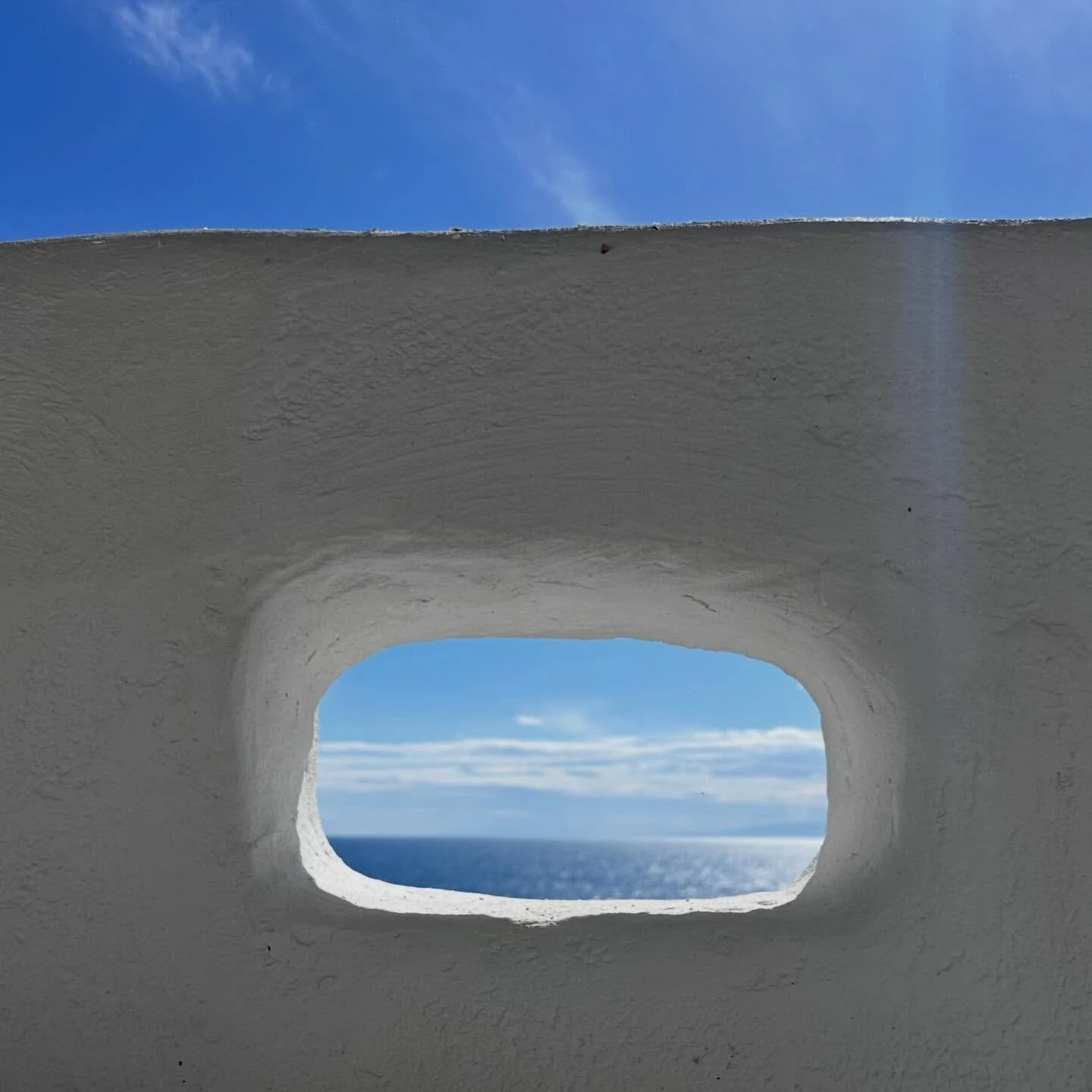 Outdoor #photographic #studio #forhire #seaview #outdoorstudio minimal  Allwhite Moroccancolours greece athens @adrenalinphotographic  whiteinblue outdoorstudio photoshoot portraitphotography fashionphotography athensriviera lagonissi athensphotostud