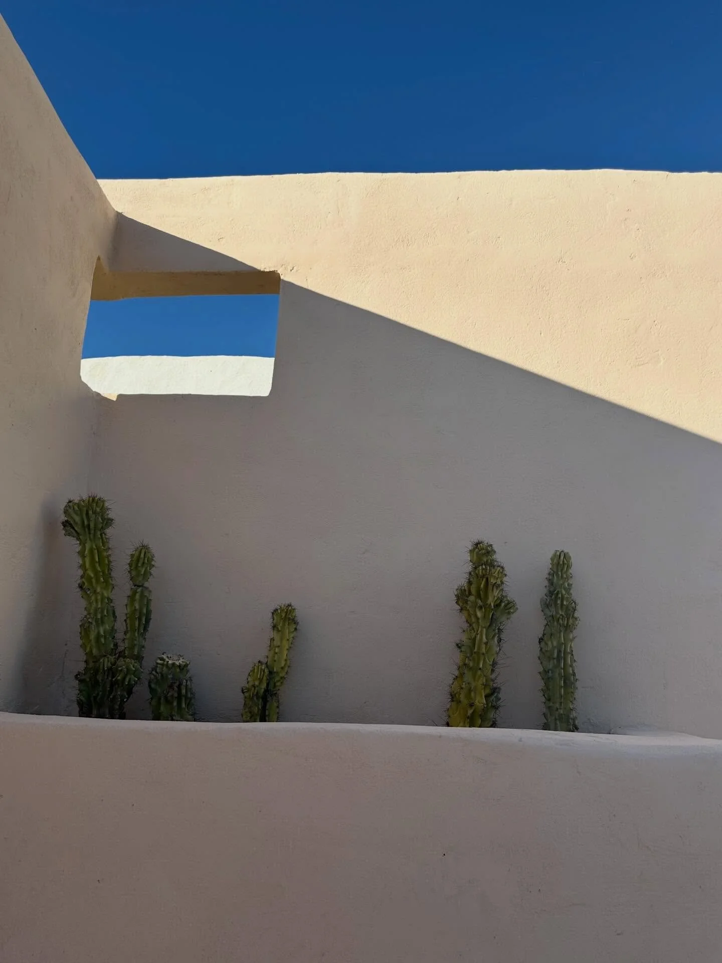 All about light #minimalism #greece #athens #outdoorstudio #forhire