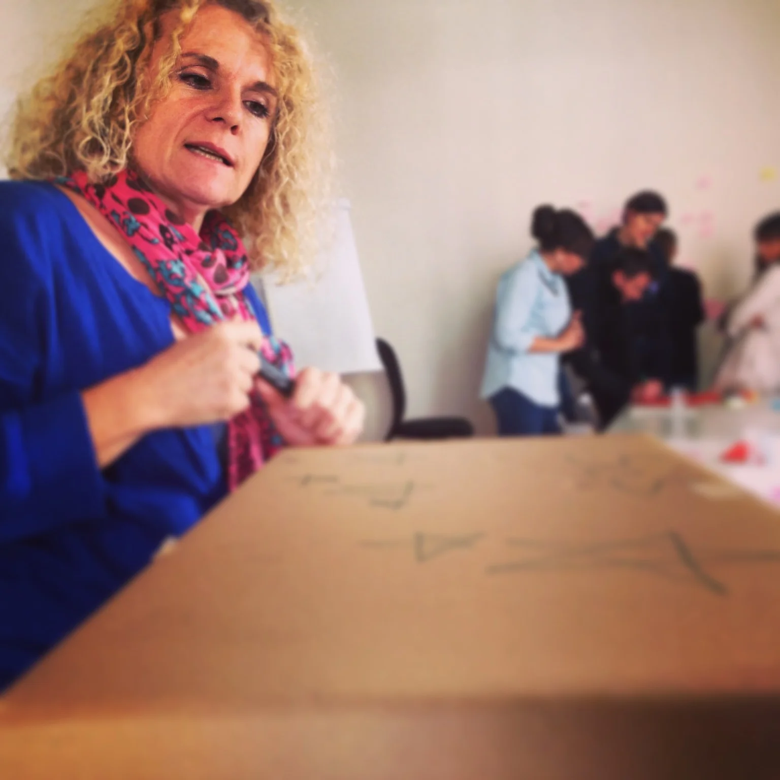 Design the Box exercise with the main stakeholders. 