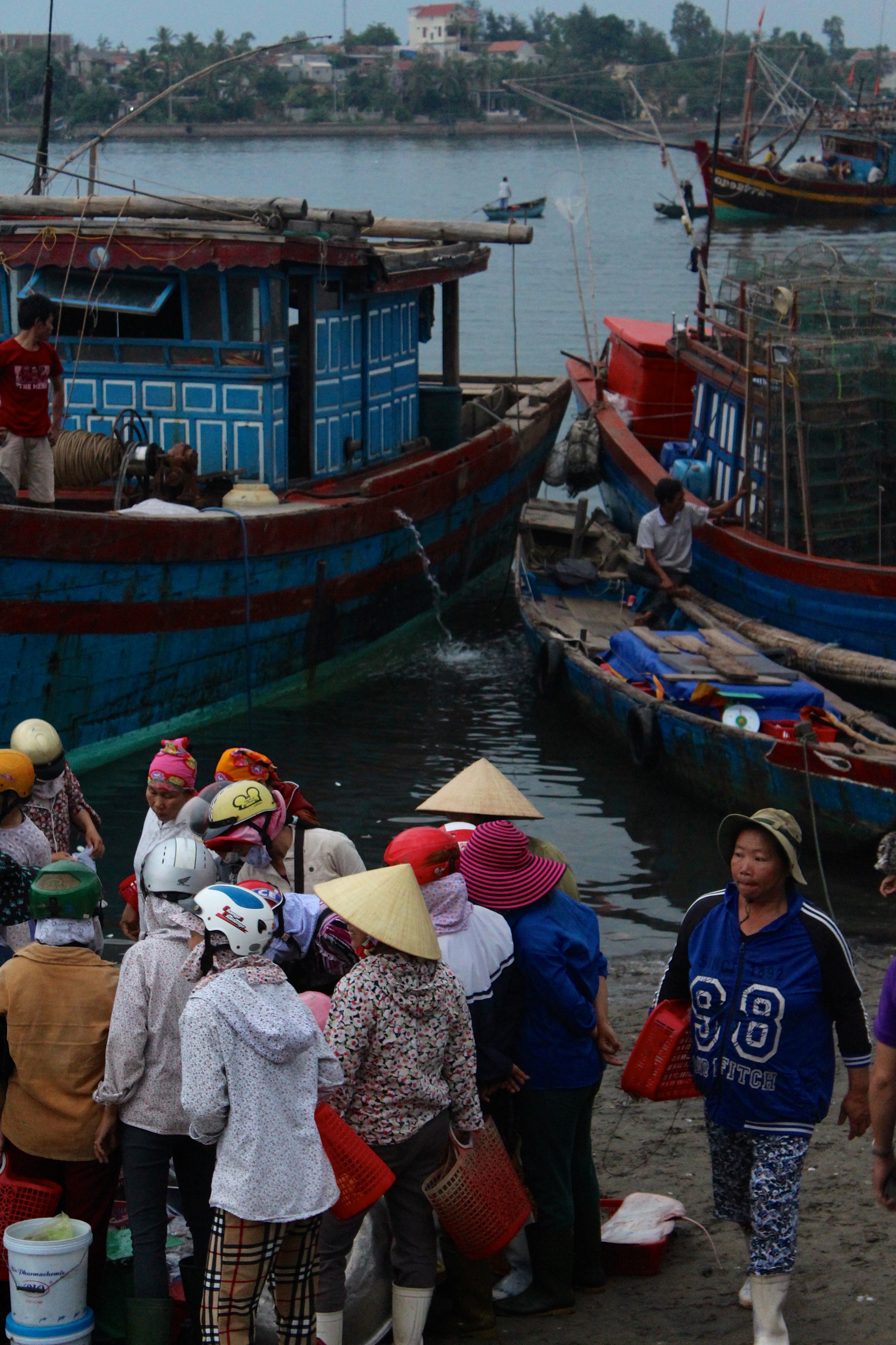 Fish market in Dong Hoi