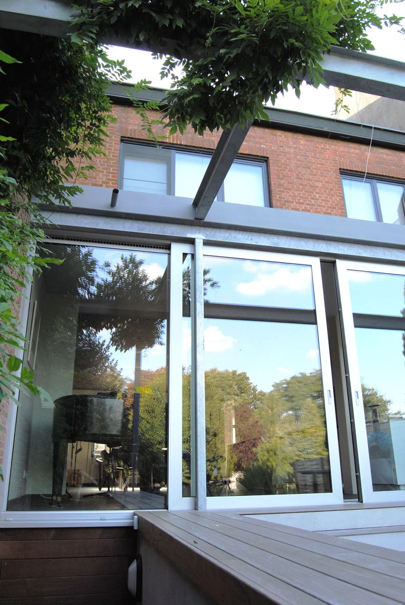  AUGUST  renovatie en uitbreiding van een woning te Ekeren 