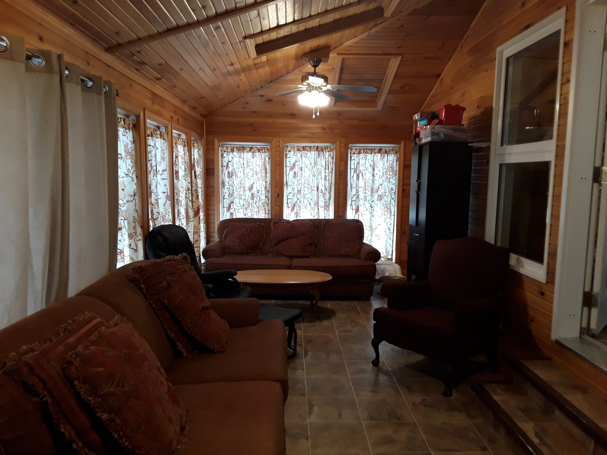 Lounge/Sun Room