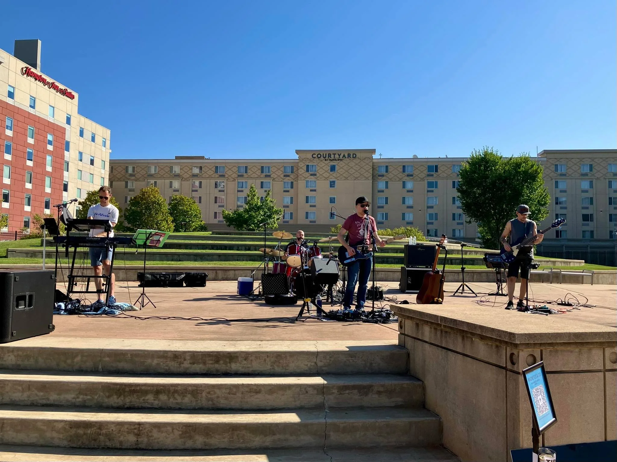 What a perfect day for the Fort4Fitness Fall Festival at Parkview Field in Fort Wayne!  We tried out several new originals, played some old favorites and threw in a few covers! ⚾️ 🎸🎤🥁 🏃🏃&zwj;♀️ 🏃&zwj;♂️
 
https://fort4fitness.org/fall-festival
