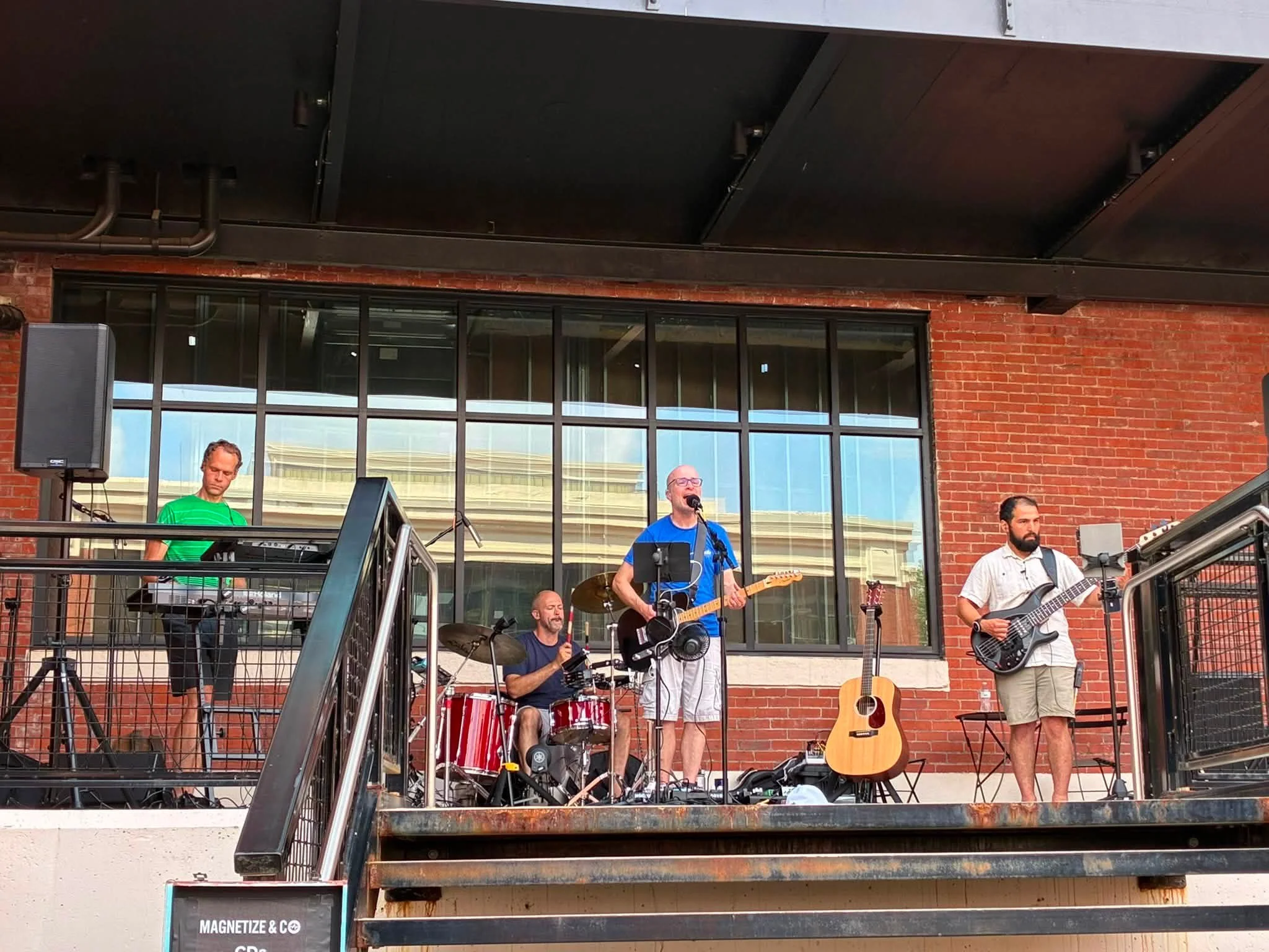 Some photos from our gig at the Summit City Farmers Market on Saturday! Stayed tuned for some videos of several new songs! 🎸🤙#FortWayneIN #livemusic #newmusic #magnetize #magnetizeandco