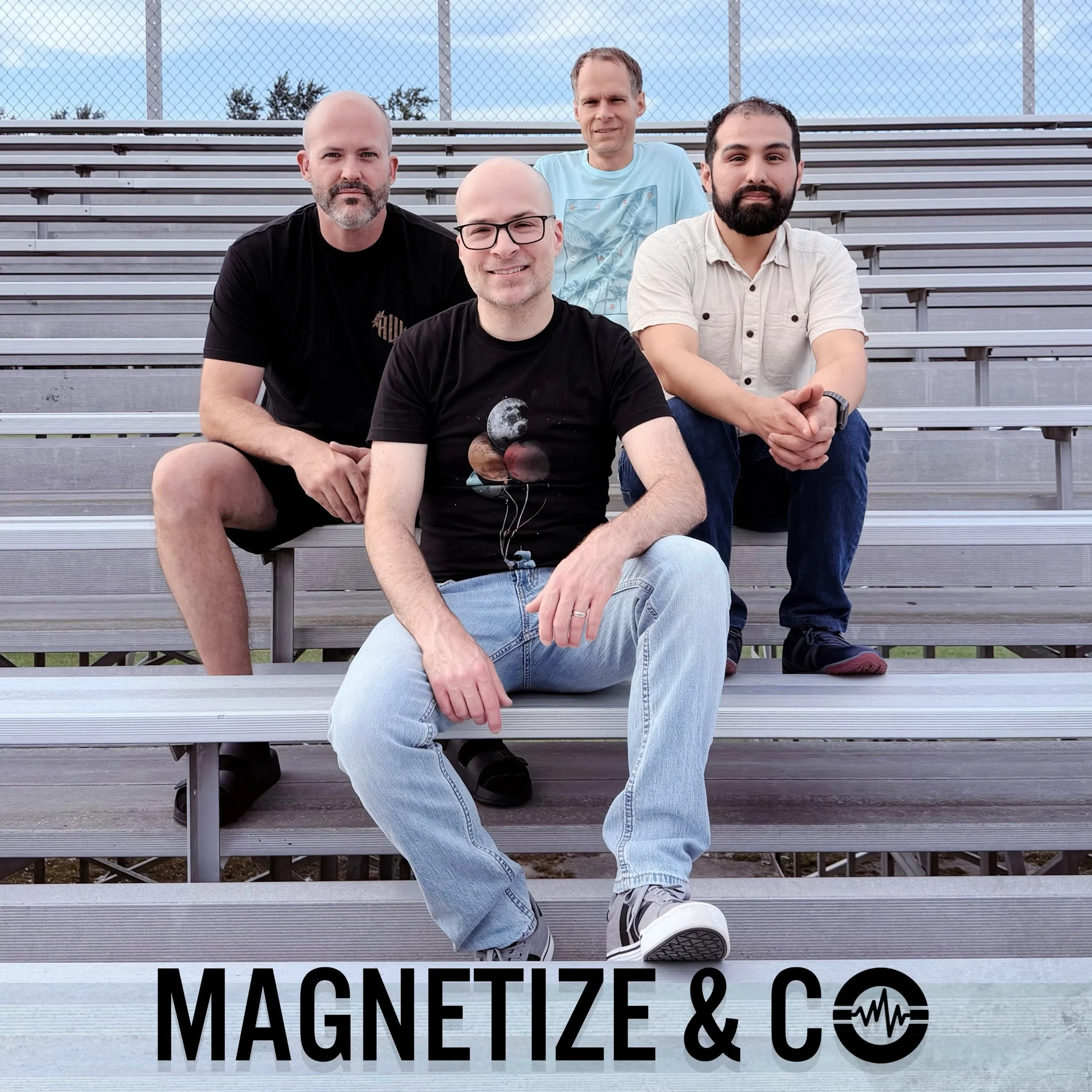 Tomorrow (8/8), we&rsquo;re playing the @summitcityfm from 9AM&ndash;1PM!&nbsp;If you live in the Fort Wayne area, we&rsquo;d love to see you! 

The Summit City Farmers Market is stationed at Electric Works at 1690 Broadway Ave. #fortwayne #livemusic