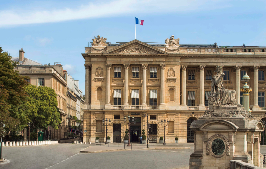 SOLO PRESENTATION - Hôtel de Crillon, Paris, France