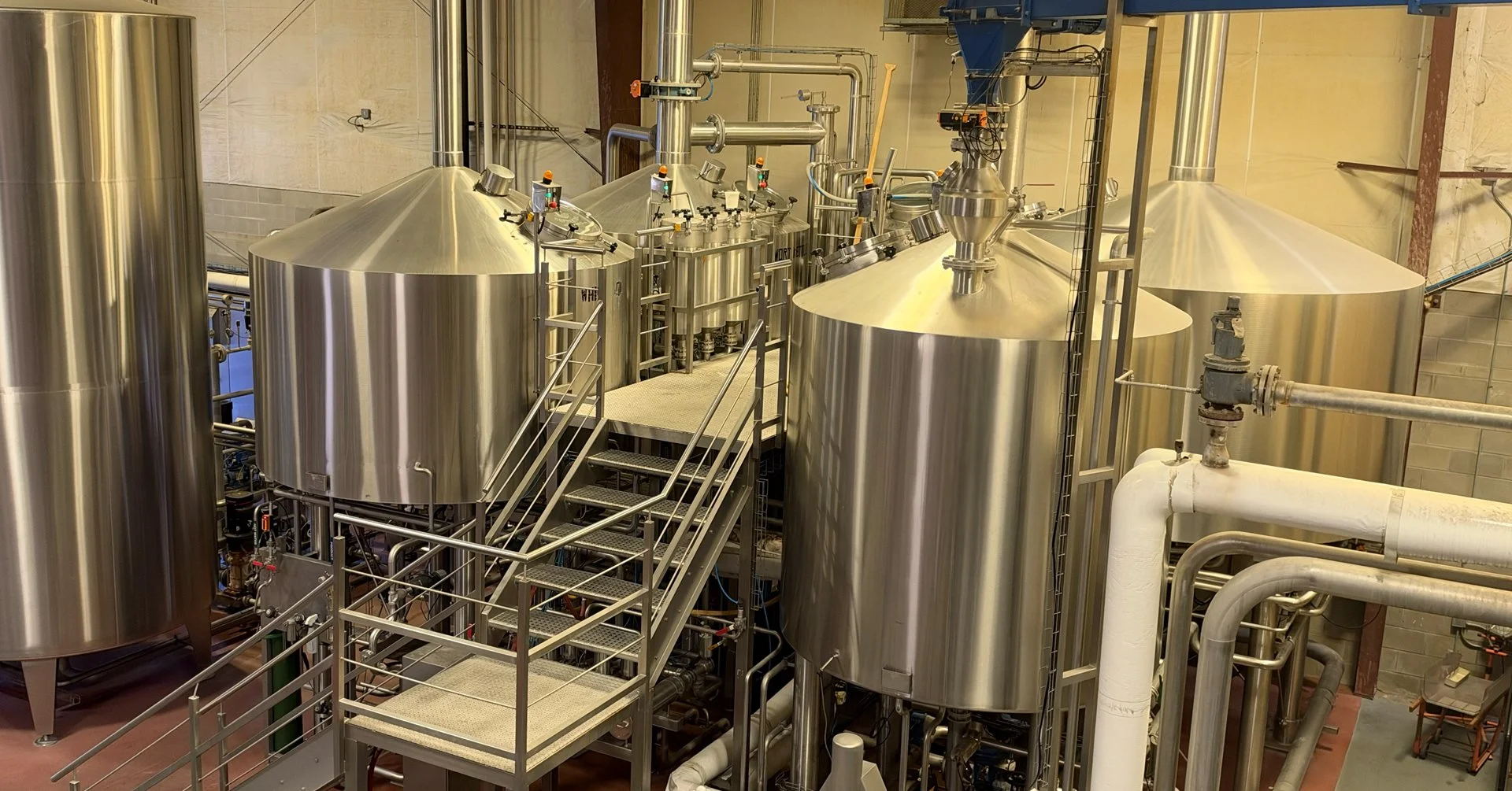 ContractBrewing_Headers_BREWHOUSE.jpg