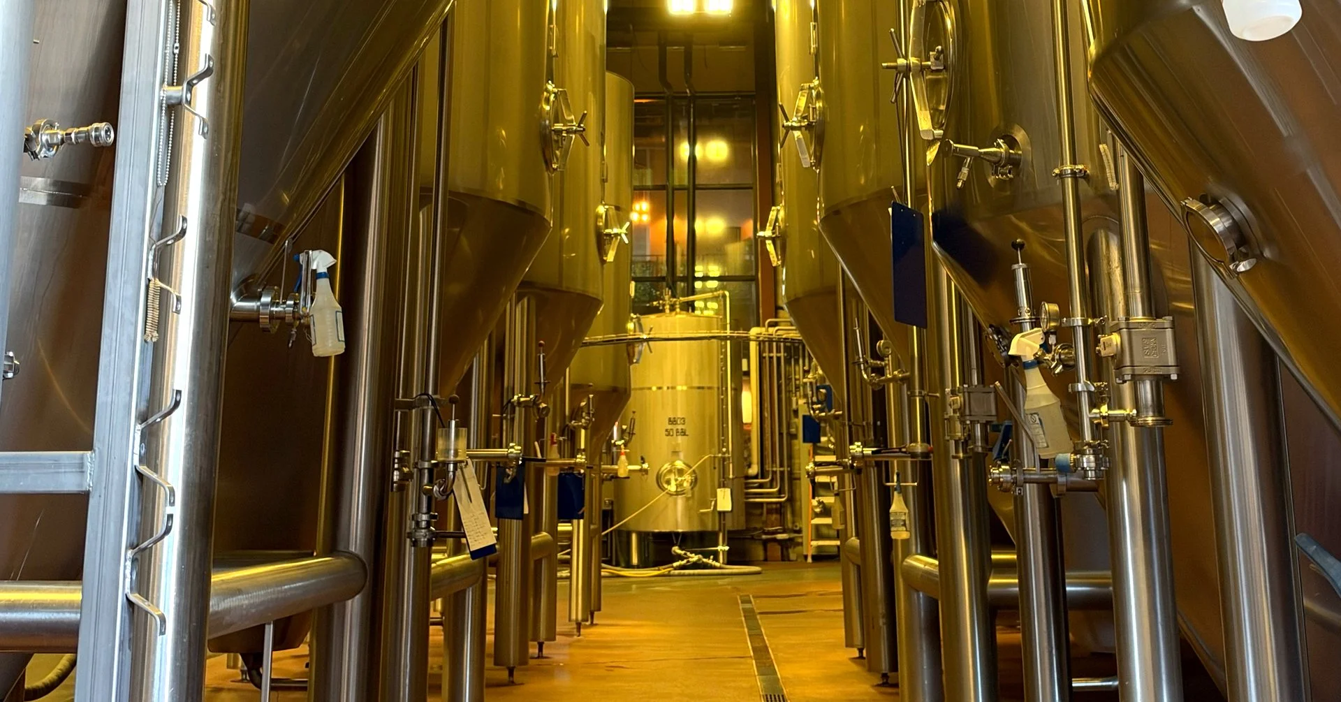 ContractBrewing_Headers_TANKS.jpg