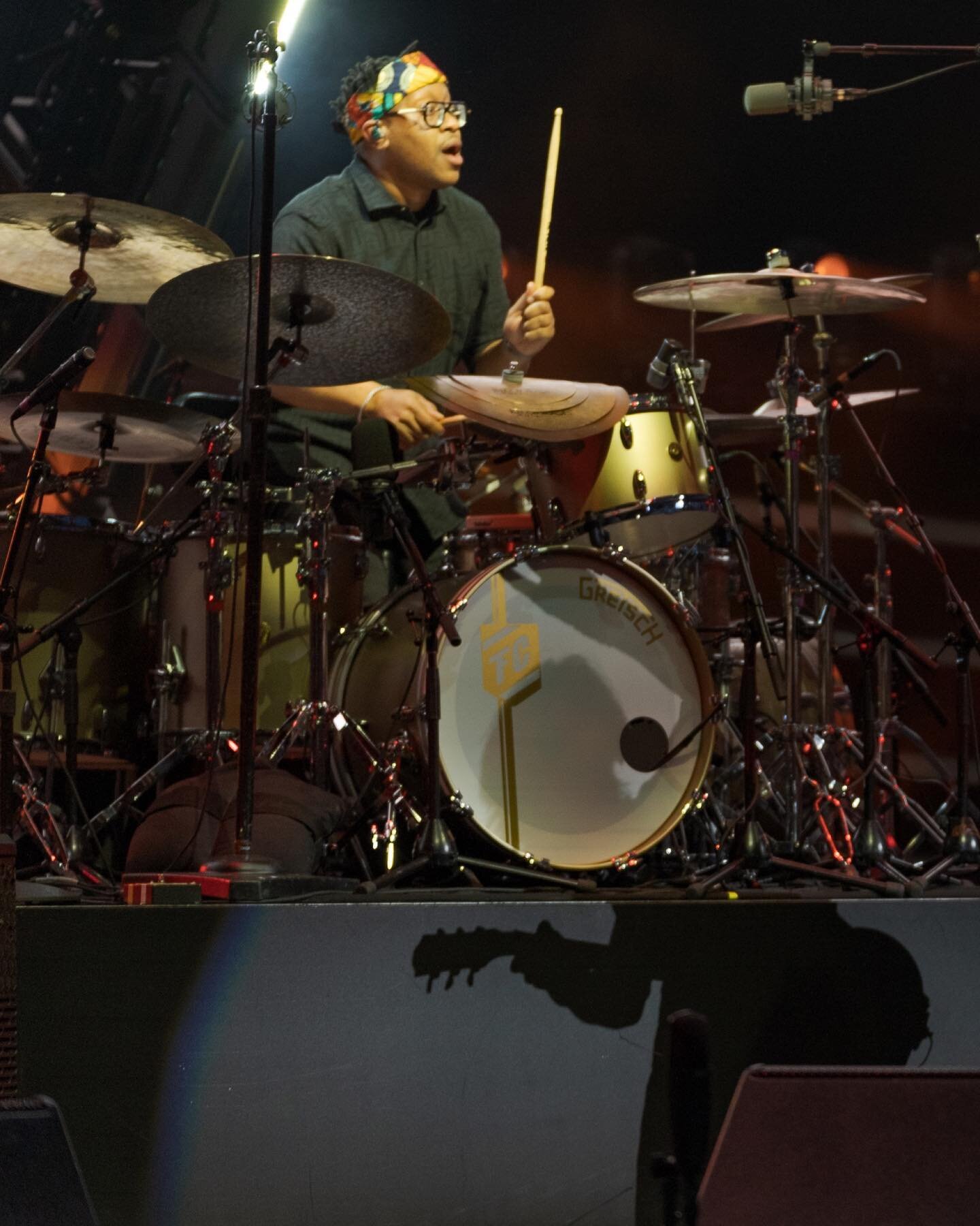 Joy, Gratitude and Country/Rock-n-Roll! 
&bull;
📷: @brenventure
&bull;
&bull;
&bull;
&bull;
&bull;
#keithurban #tsonworldtour #terencefclark #love #memphismade #blackmensmiling #grateful #joy #country #pop #rocknroll #groove #gretschdrums #istanbula