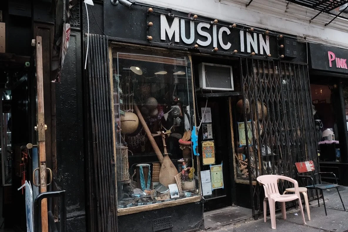 New York: Part 1
&bull;
Over the years I&rsquo;ve grown to love NY. The people, skill, confidence, diversity, community and inclusion has always been inspiring. There are places I have to visit when I&rsquo;m there and Jeff Slatnick and his son at @t