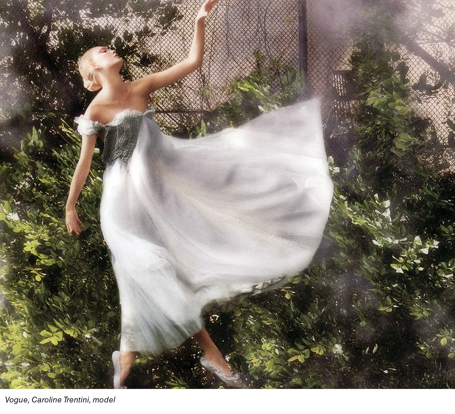Vogue_CarolineT_01.jpg
