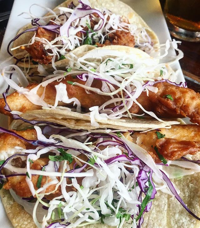 $1 fish taco Mondays at @coopersnyc 🌮🌮🌮 #mondaymotivation #newyorkfoodbabes