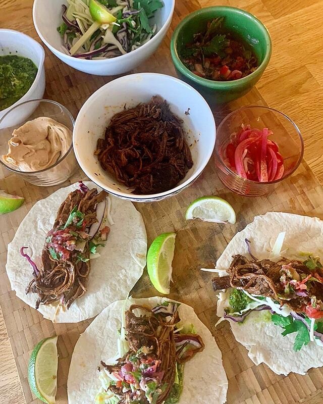 Loving this taco kit from @wildbytart which includes slow cooked beef, spicy smokey mayo, pico de gallo, coriander &amp; tomatillo salsa verde, pickled chilli &amp; red onion, crunchy slaw, lime and 6 tortillas 😍🌮 Available to order now via their w