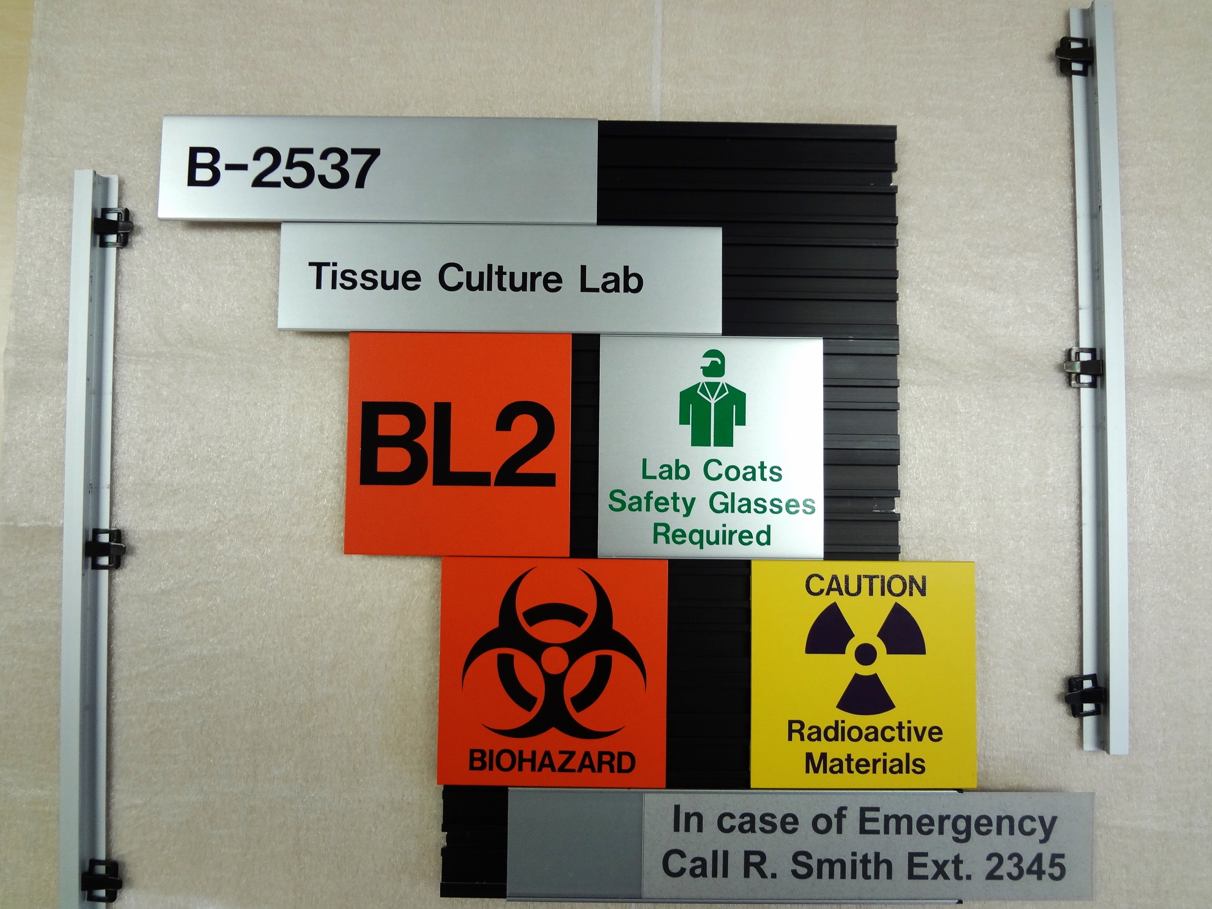 Lab Safety Sign 4.JPG