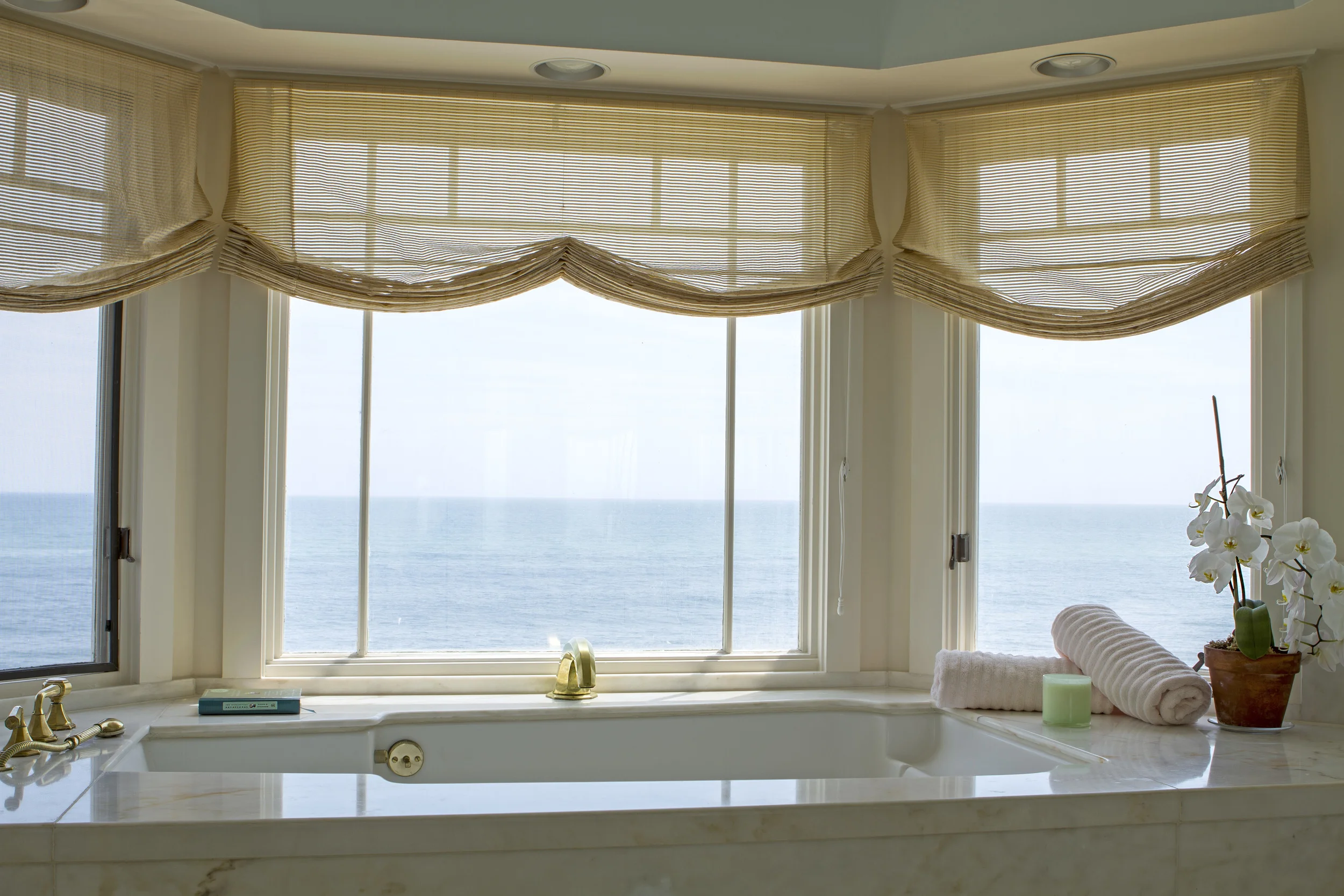 5089-5091.tub.jpg
