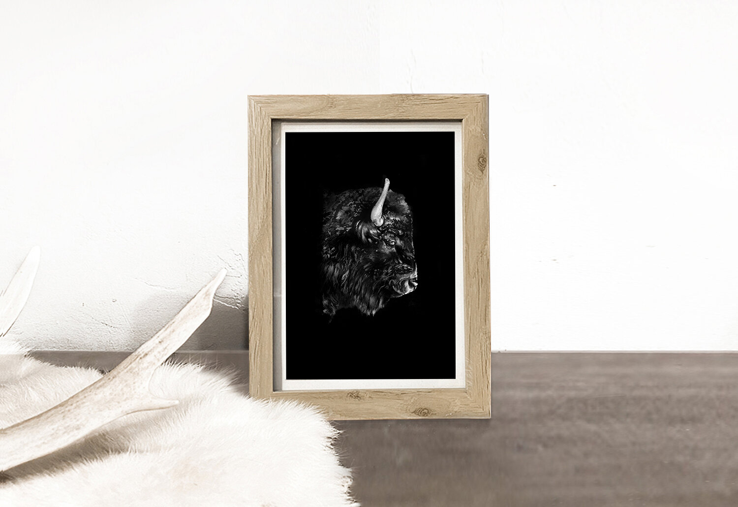 FRAMED PRINT: BISON