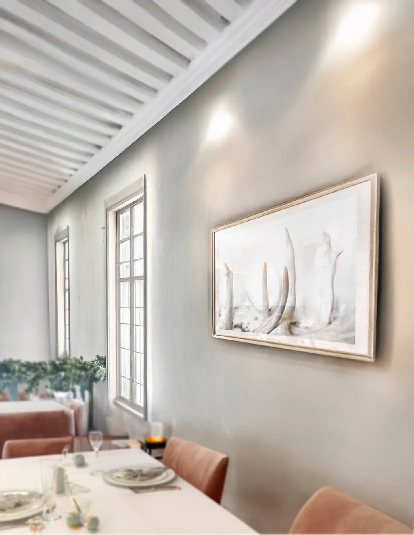 these antlers, this interior, they ride the same wave 

large format fine art prints at www.marthagracehenry.com | link in bio.