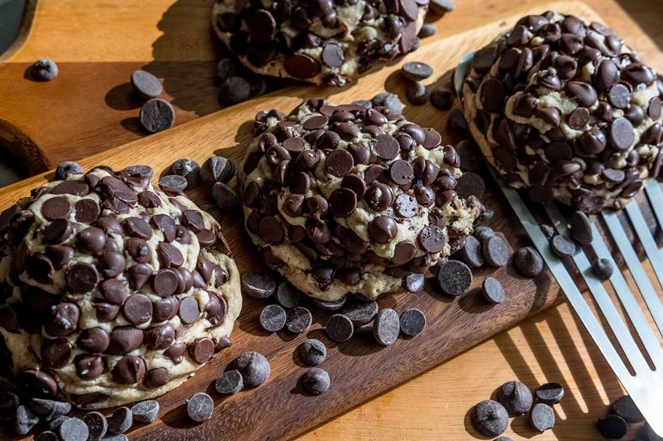Is that not beautiful? I almost have no words, but really I have all the words. (via gideonsbakehouse.com )