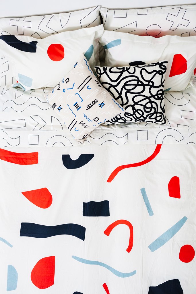 I want my whole house outfitted in Dusen Dusen. (Cutouts Duvet Set via dusendusen.com ) 
