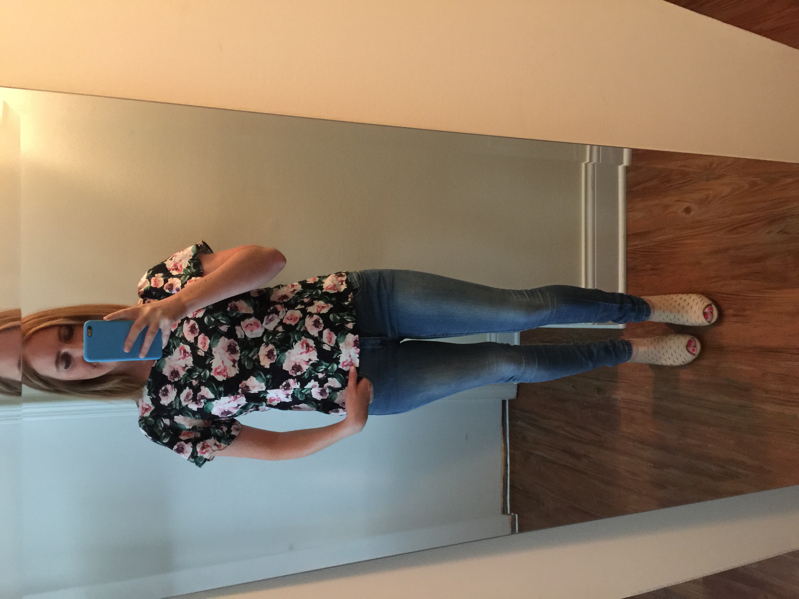 Top: Pinky Otto, Jeans: Free People, Lightweight Stretch Skinny ,Shoes: Clarks, 