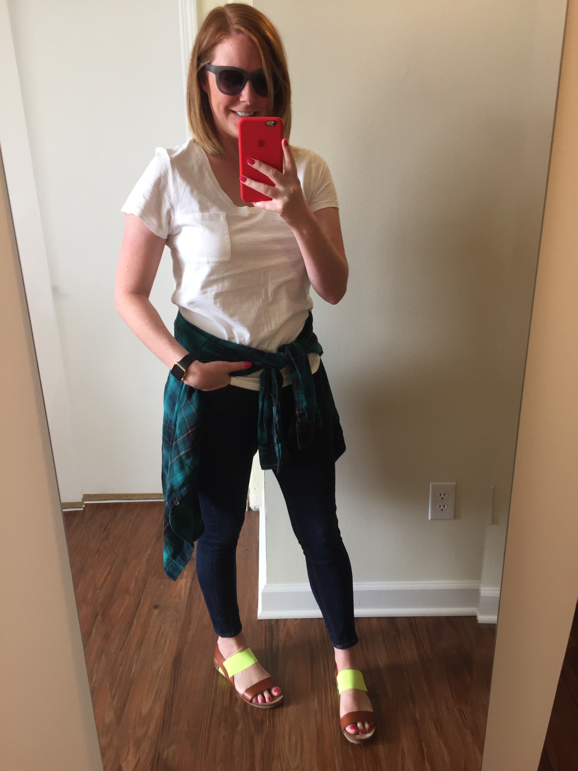 T-shirt: Loft, Refined Scoop Neck Tee , Jeans: Express, Solid Dark Mid Rise Jean Legging , Sandals, Target, Tameka Slide Sandals , Sunglasses: Loft, Monochrome Square Sunglasses , Flannel: Old Navy, Plaid Flannel Boyfriend Shirt , Watch: Apple, 38mm Gold Aluminum Case (with black sport band)