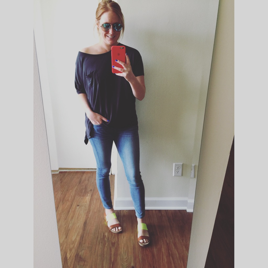 Top: Urban Outfitters: Silence + Noise Freya Pocket Tee , Jeans: Express, One Eleven Mid Rise Jean Legging , Sandals: Target, Tameka Slide , Sunglasses: Ray-Ban, Aviator Flash Lenses Gradient