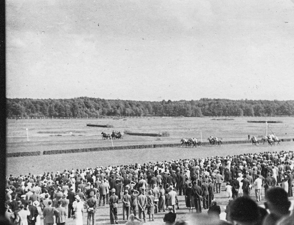 055_Scotts_1935-1942.jpg