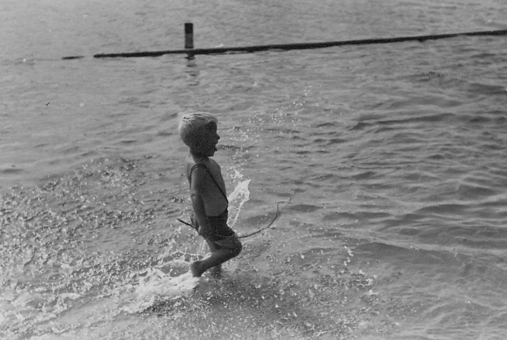 083_Scotts_1935-1942.jpg