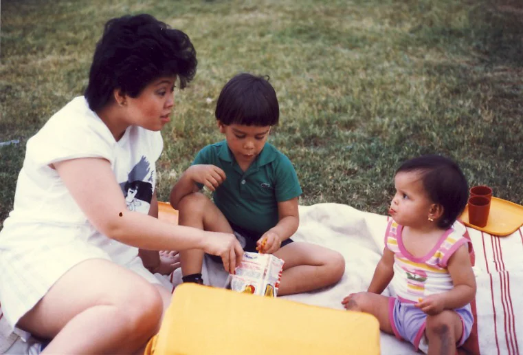 A65_Sarah-1983_200.jpg