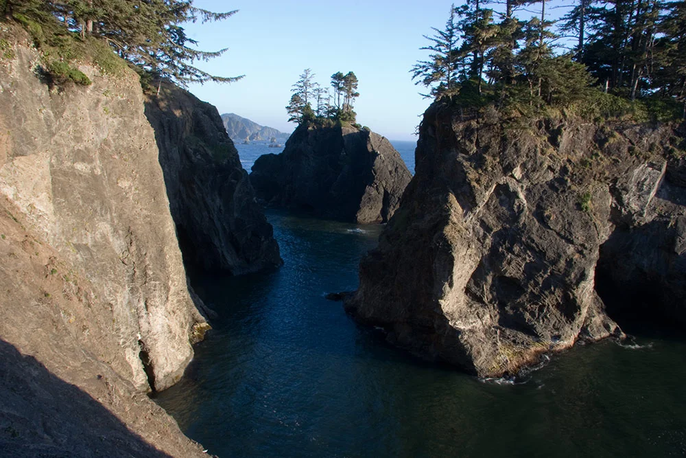 A80_Pacific_Coast_2006-Natural_Bridge_C20_3786-124.jpg