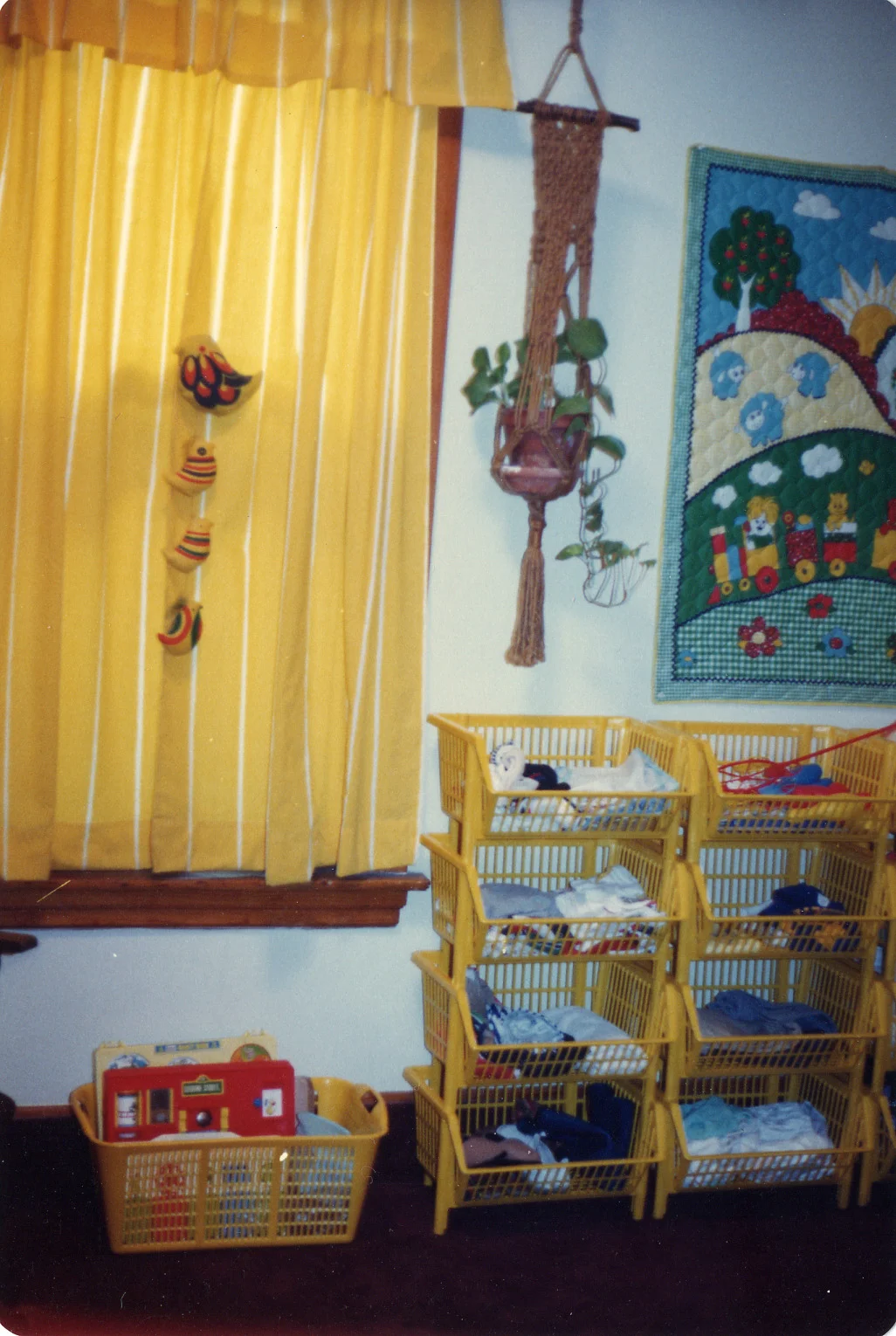 033 first bedroom.jpg